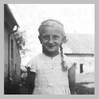 082-0019 Elfriede Stoermer, geb. am 19.11.1934.jpg